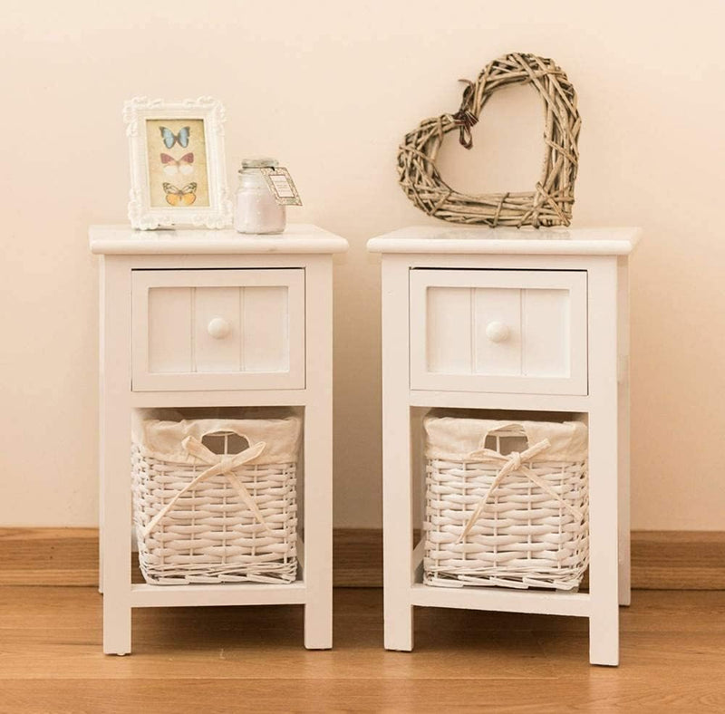 Set di 2 Comodini Bianchi Shabby Chic in Legno Cassetti con Cassettiera in Vimini