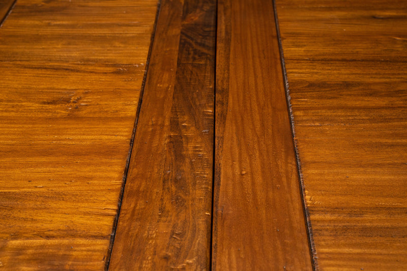 Biscottini Tavolo Country allungabile in legno massello di tiglio struttura bianca anticata piano noce Made in Italy