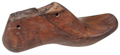 Biscottini Vecchia forma di scarpa anticata in legno misure e forme assortite usata