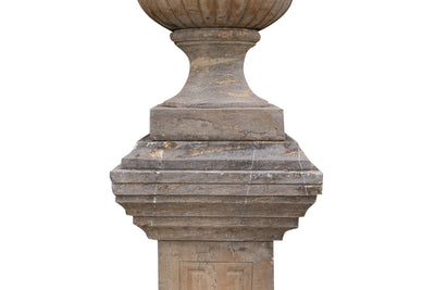 Biscottini Vaso con base in pietra L65xPR65xH198 cm completo base, dimensioni Offerta