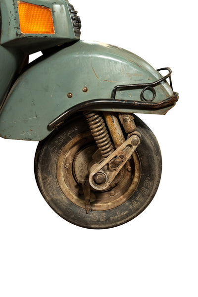 Biscottini Consolle in Ferro e Legno, Vespa Ristrutturata come Consolle per Arredo per la Casa