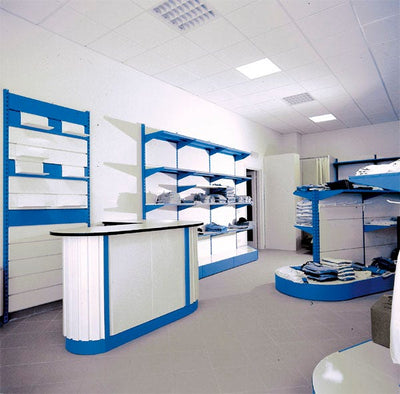 Arredo negozi scaffalatura metallica verniciata modulo a parete cm. 80x30x300h