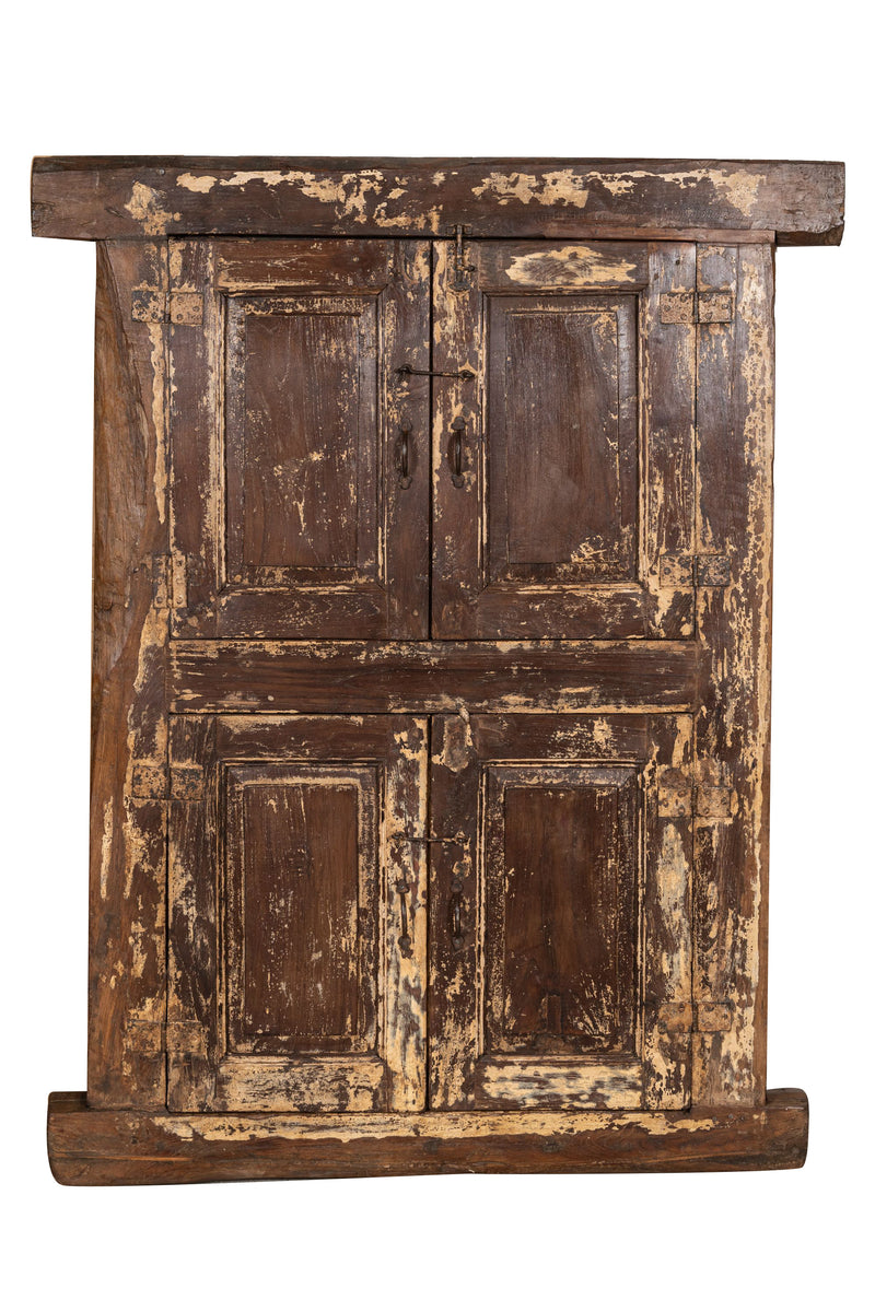 Biscottini Finestra finestrina grata in legno massello e in ferro antica e vecchia medievale con telaio da interno o da esterno