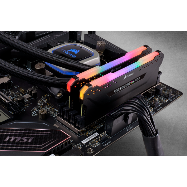 Corsair Vengeance CMW32GX4M2Z3600C18 memoria 32 GB 2 x 16 GB DDR4 3600 MHz