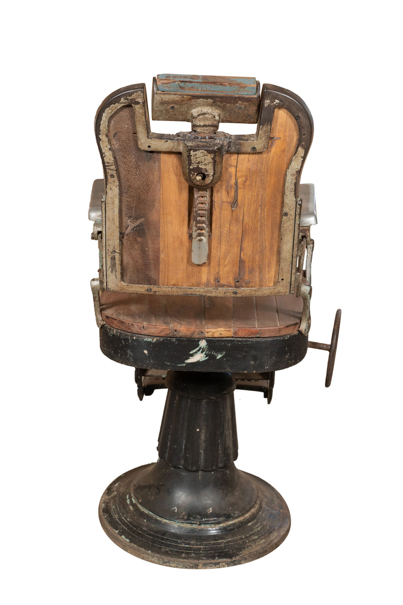 Biscottini Vecchia sedia poltrona da barbieri restaurata