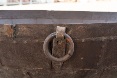 Biscottini VECCHIO CONTENITORE IN FERRO BATTUTO /crogiolo Dimensioni: lunghezza Offerta