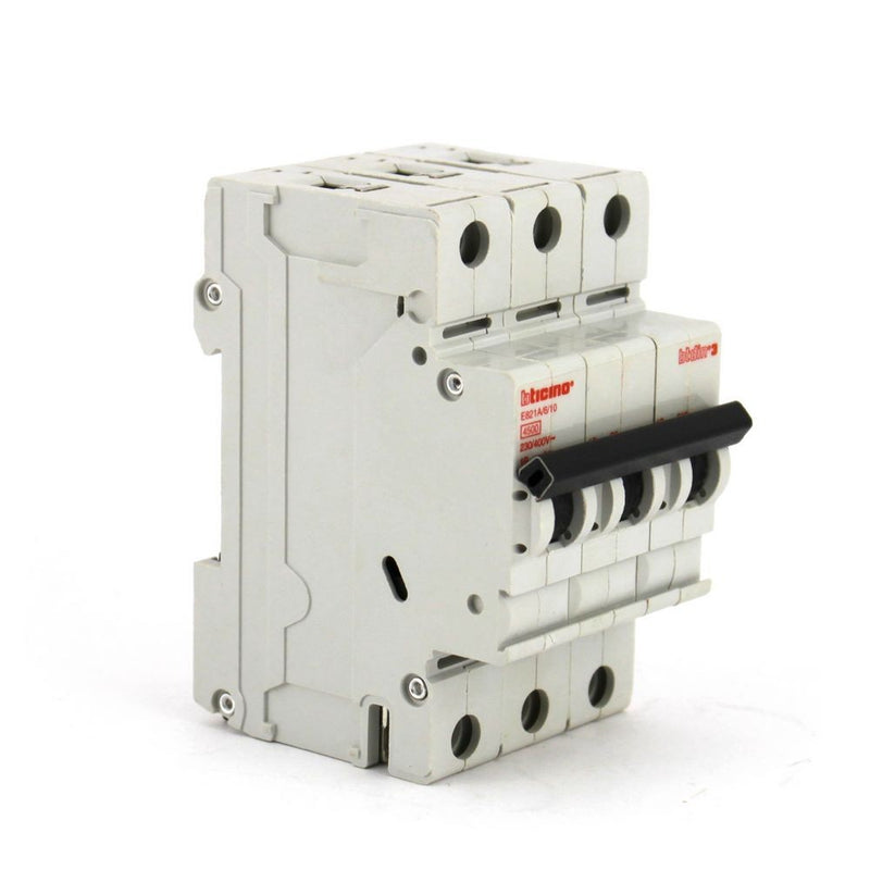 BTICINO Interruttore magnetotermico 3P F821AB/06/10