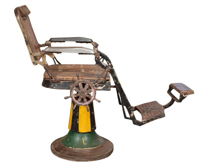 Biscottini Vecchia sedia poltrona da barbieri restaurata