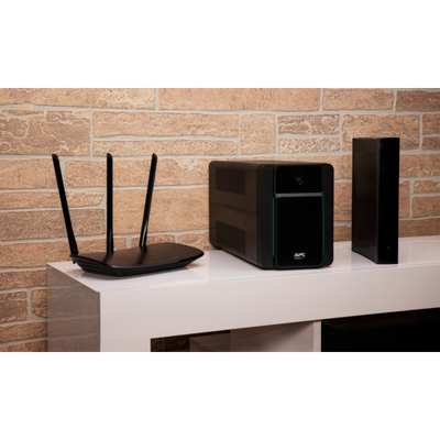 APC BACK-UPS 2200VA, 230V, AVR, IEC SOCKETS