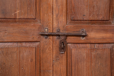 Biscottini Porta in legno massello e ferro da interno o da esterno vecchia e antica medievale