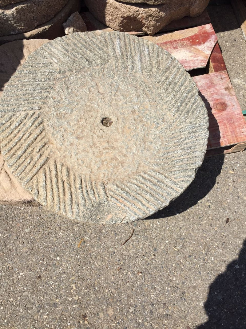 Biscottini Elemento di macina in pietra, misure assortite Vecchia ruota passato Offerta