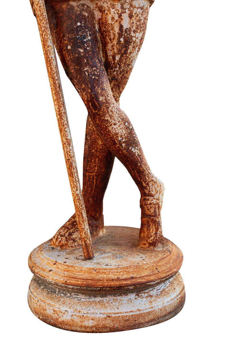 Biscottini Coppia di statue in fusione di ghisa L57xPR35xH167 cm cad. finitura bianca anticata