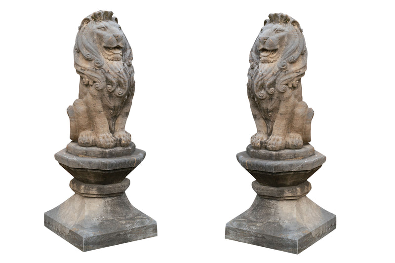 Biscottini Vecchia statua raffigurante una coppia di leoni in pietra Molto solida robusta