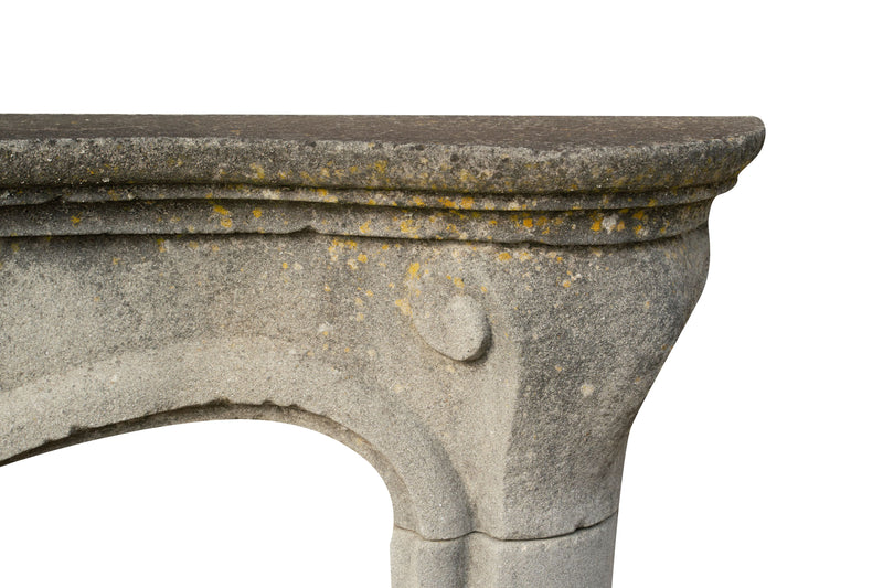 Biscottini Vecchia cornice camino in pietra