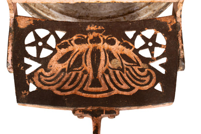 Biscottini Vecchia sedia poltrona da barbieri restaurata Antica seduta dimensioni Offerta