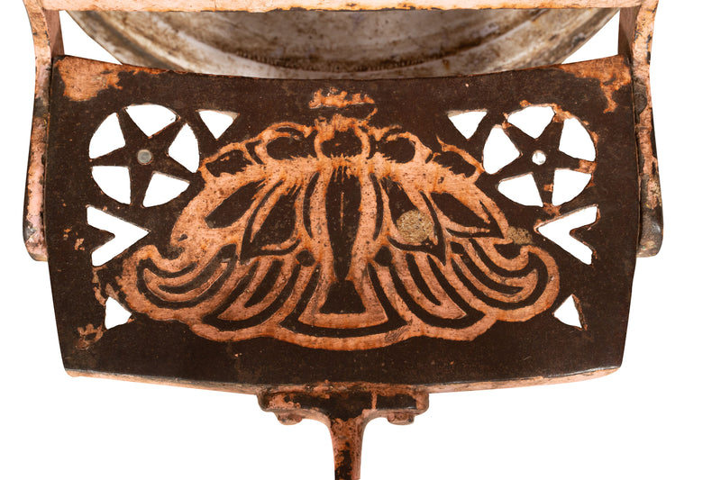 Biscottini Vecchia sedia poltrona da barbieri restaurata Antica seduta dimensioni Offerta