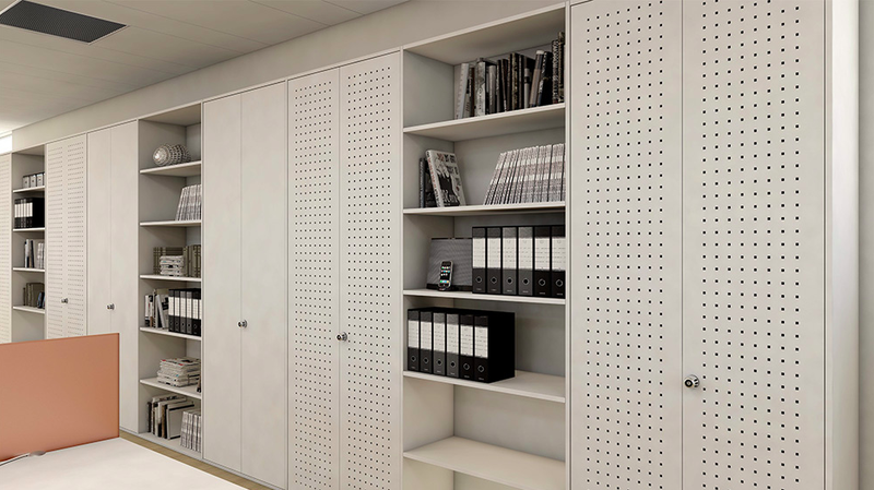 Armadio da ufficio con ante forate e ripiani interni di metallo per archivio documenti cm. 150x37,5x200H