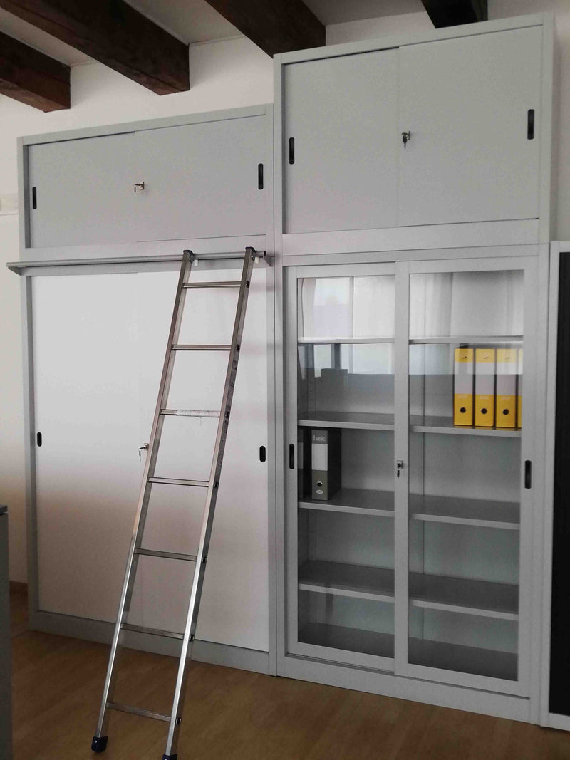 Armadio metallico per ufficio con ante in legno verniciato cm. 180x45x155h