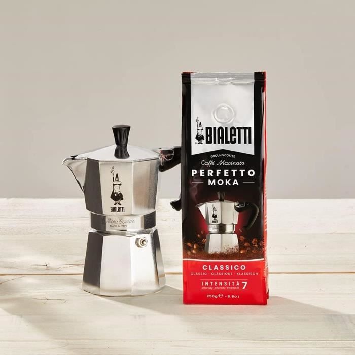 Caffettiera Italiana + 1 Caffè Perfetto Moka Classico - BIALETTI - MOKA - 3 tazze - 0,30 L - Confezione da 250 g - Argento