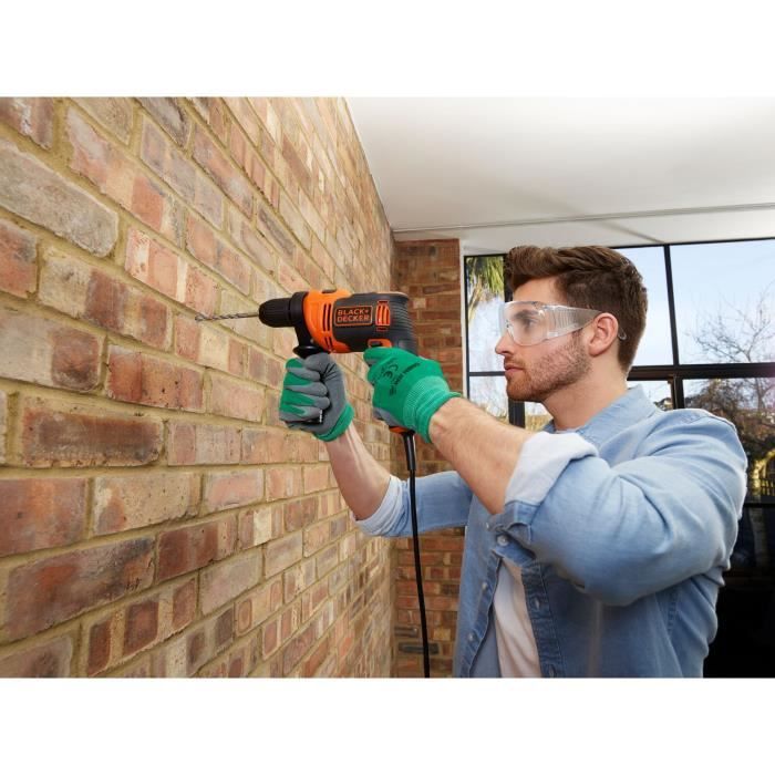 BLACK & DECKER Perceuse a percussione - 710 watt