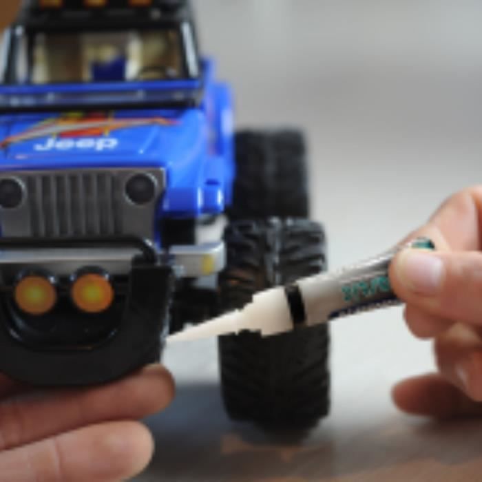 Colla speciale per plastica - CIANOLIT - Forte tenuta - Versatile per materie plastiche