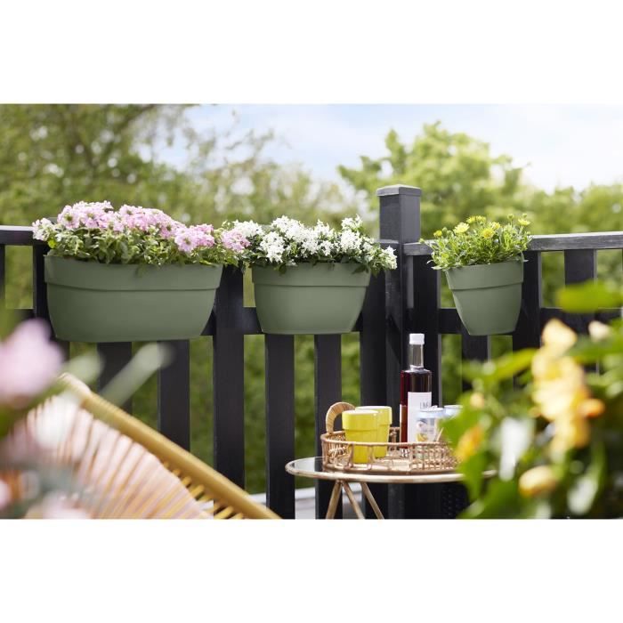 ELHO - Vaso da fiori - Vibia Campana Easy Hanger Small - Verde pistacchio - Balcone esterno - L 24,1 x P 20,5 x H 26,5 cm