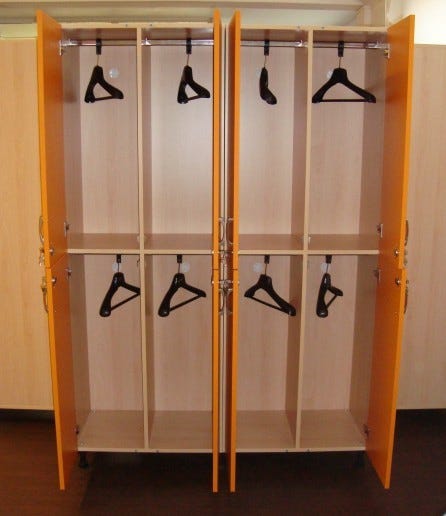 Armadio in legno a 2 posti per spogliatoio cm. 35x47x193/200h