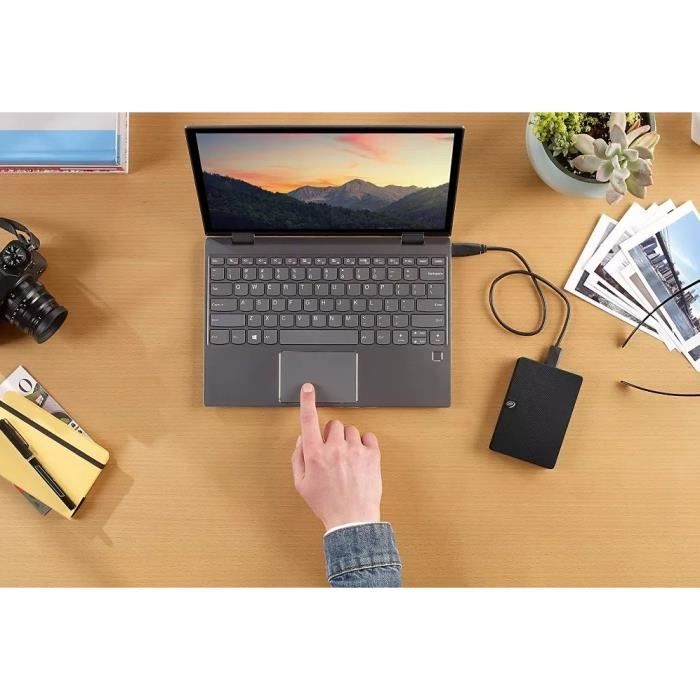 Disco rigido esterno - SEAGATE - Portatile di espansione - 2 TB - USB 3.0 (STKM2000400)