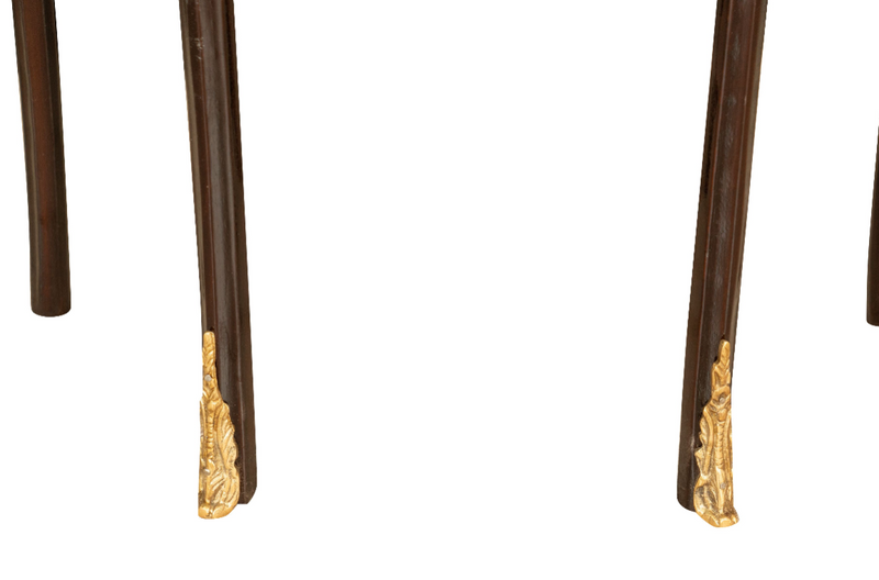 Biscottini Consolle a mezzaluna in legno impiallacciato noce arricchito con particolari intarsi fatti a mano e decori in bronzo