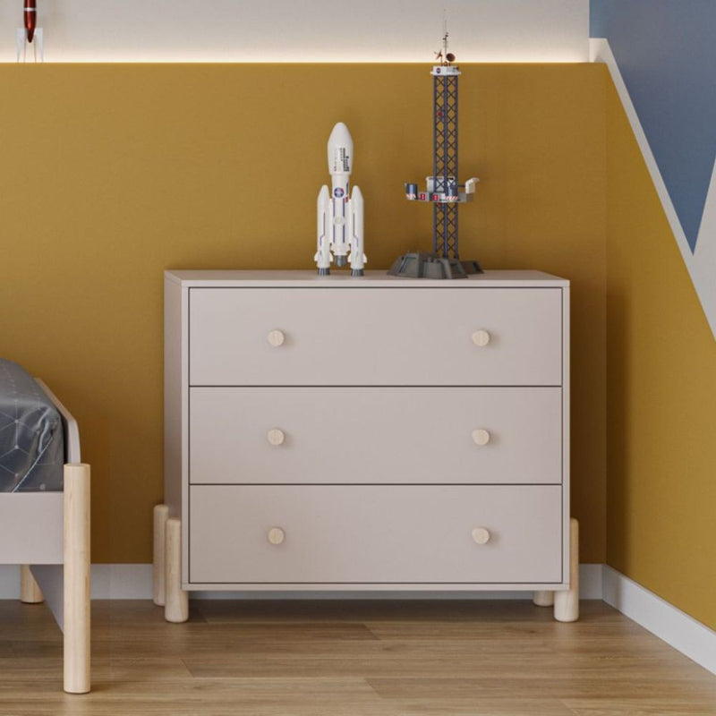 Cassettiera Enola in legno massiccio con 3 cassetti beige e gambe pino