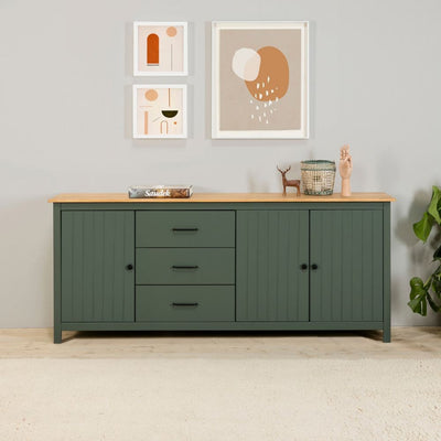 Credenza Miranda con 3 ante e 3 cassetti in legno massiccio verde con top pino