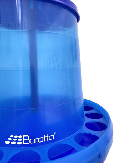 Mangiatoia a tramoggia per avicoli, capacità 14 Kg: Design Ergonomico e Antispreco, Ideale per Diverse Specie Avicole