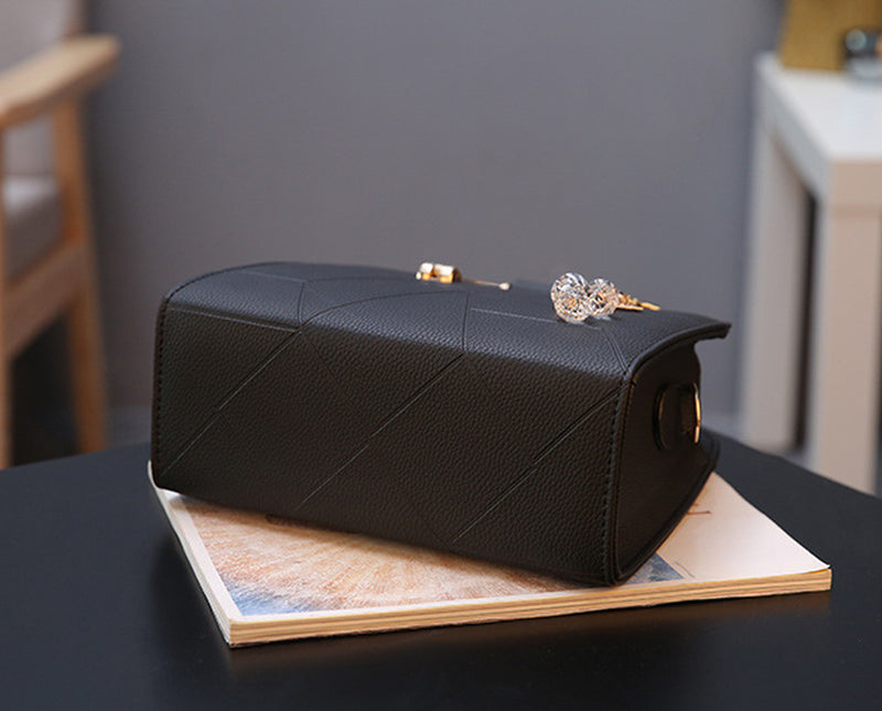 2021 New Fashion Korean Version of the Ladies Handbag Small Bag Female Shoulder Diagonal Package