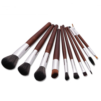 10 Makeup Brushes