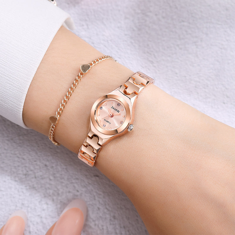 Small and Fine Bracelet Quartz Ladies Watch