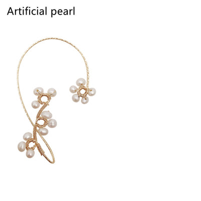 Design Hand-Woven Flower Pearl Earrings