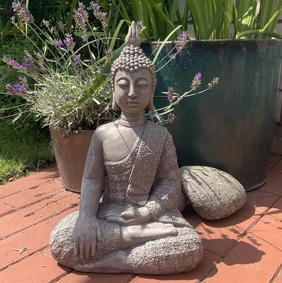 Statua Di Buddha Grande in Cemento Grigio Pietra Artificiale Buddha Feng Shui, Statuetta Decorativa Da Giardino, Resistente Al Gelo (Altezza 45 Cm, Grigia)