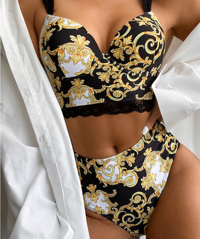 2020 European and American New Women'S Swimwear Temperament Totem Explosion Style Swimwear Split Swimsuit Lace Strap Bikini