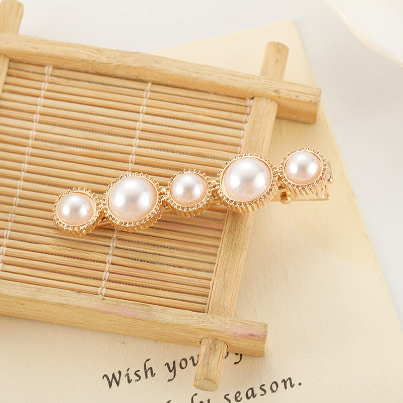 Slip-On Pearl Bow Hair Clip