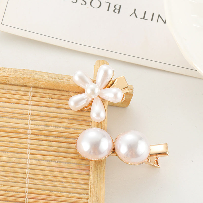 Slip-On Pearl Bow Hair Clip