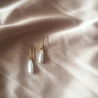 Waterdrop Pearl Simple Personality Earrings