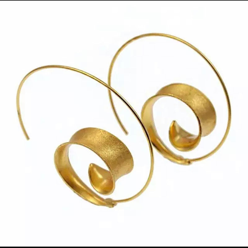 Personality round Spiral Leaf Earrings Fashion Temperament Female Earrings