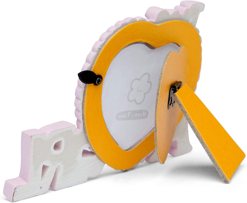 Kit Neonato Accessori per Femminuccia – Regali Neonati E Prima Infanzia – Box Neonato Con Sonaglio – Cornice Foto – Mussola Neonato – Calzini – Guantini E Cappellino