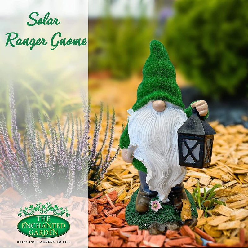 The Encanted Garden Gnomo Ranger Statua in Resina per Esterni a Energia Solare LED Luci per Patio Prato Giardino Giardino Decorazione