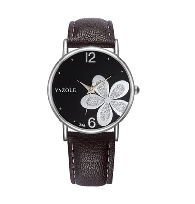 Korean Fashion Fashion Watch Commuter OL Wind Female Watch Four-Leaf Clover Quartz Watch Female Models