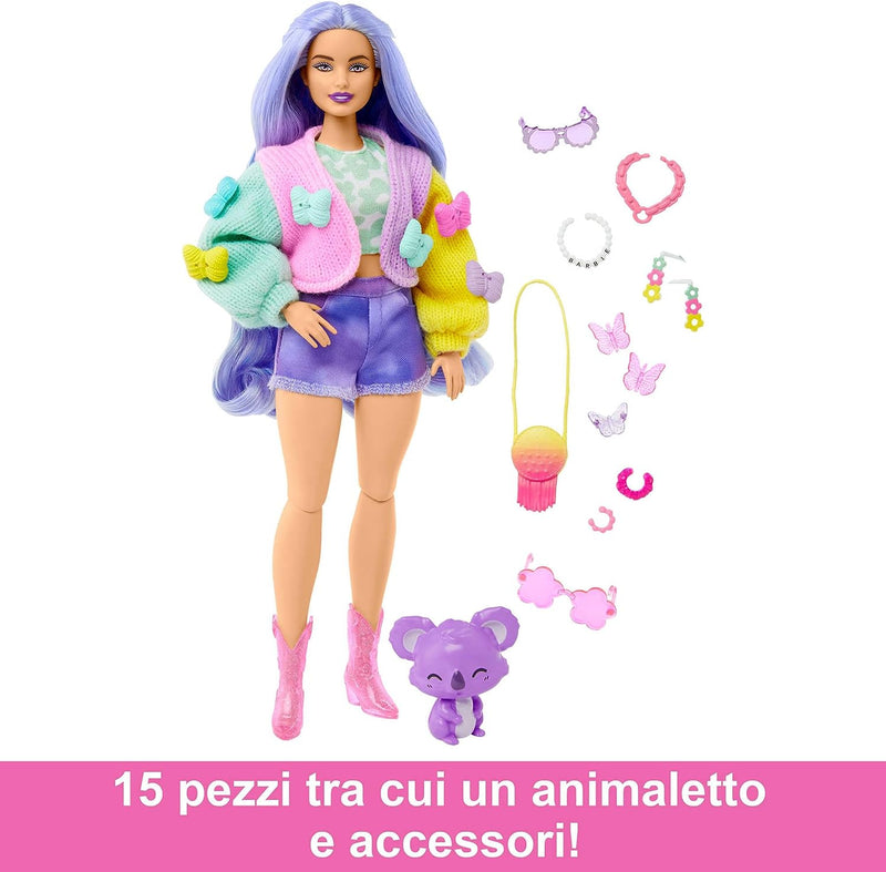 -  Extra Bambola Con Koala, Abiti E Accessori, Capelli Ondulati Color Lavanda, Maglione Colorato Con Farfalle, Stivaletti Rosa, Giocattolo per Bambini 3+ Anni, HKP95