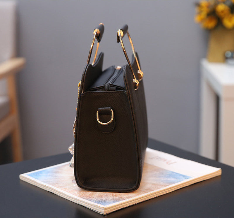 2021 New Fashion Korean Version of the Ladies Handbag Small Bag Female Shoulder Diagonal Package