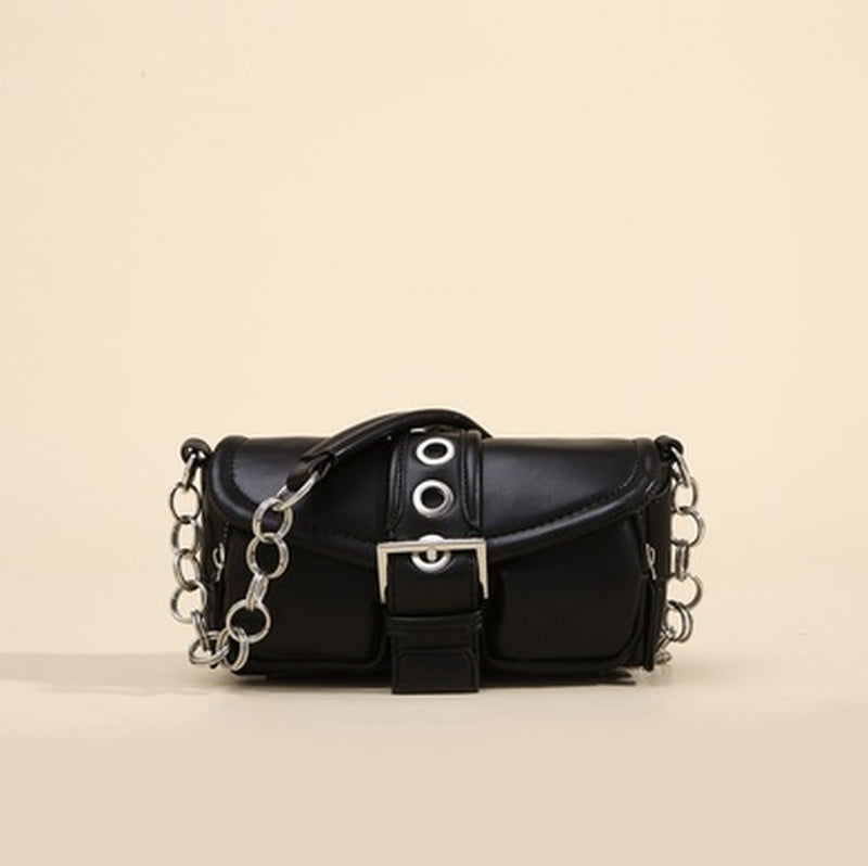 Niche Design Mini Retro Ring Chain Underarm Bag