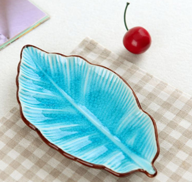 Creative Banana Leaf Shape Ceramic Plate Lovely Seasoning Dish