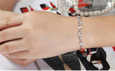 S925 Sterling Silver Bracelet Jewelry Diamond Crystalfashionable Female Jewelry Factory Wholesale Agent Silver